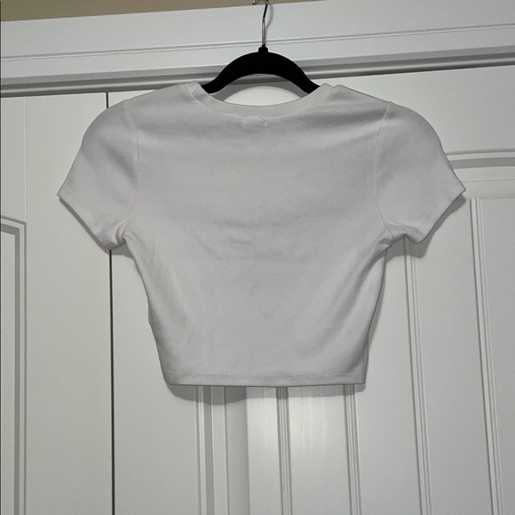 Garage Ribbed White Crop Top - Picture 3 of 3